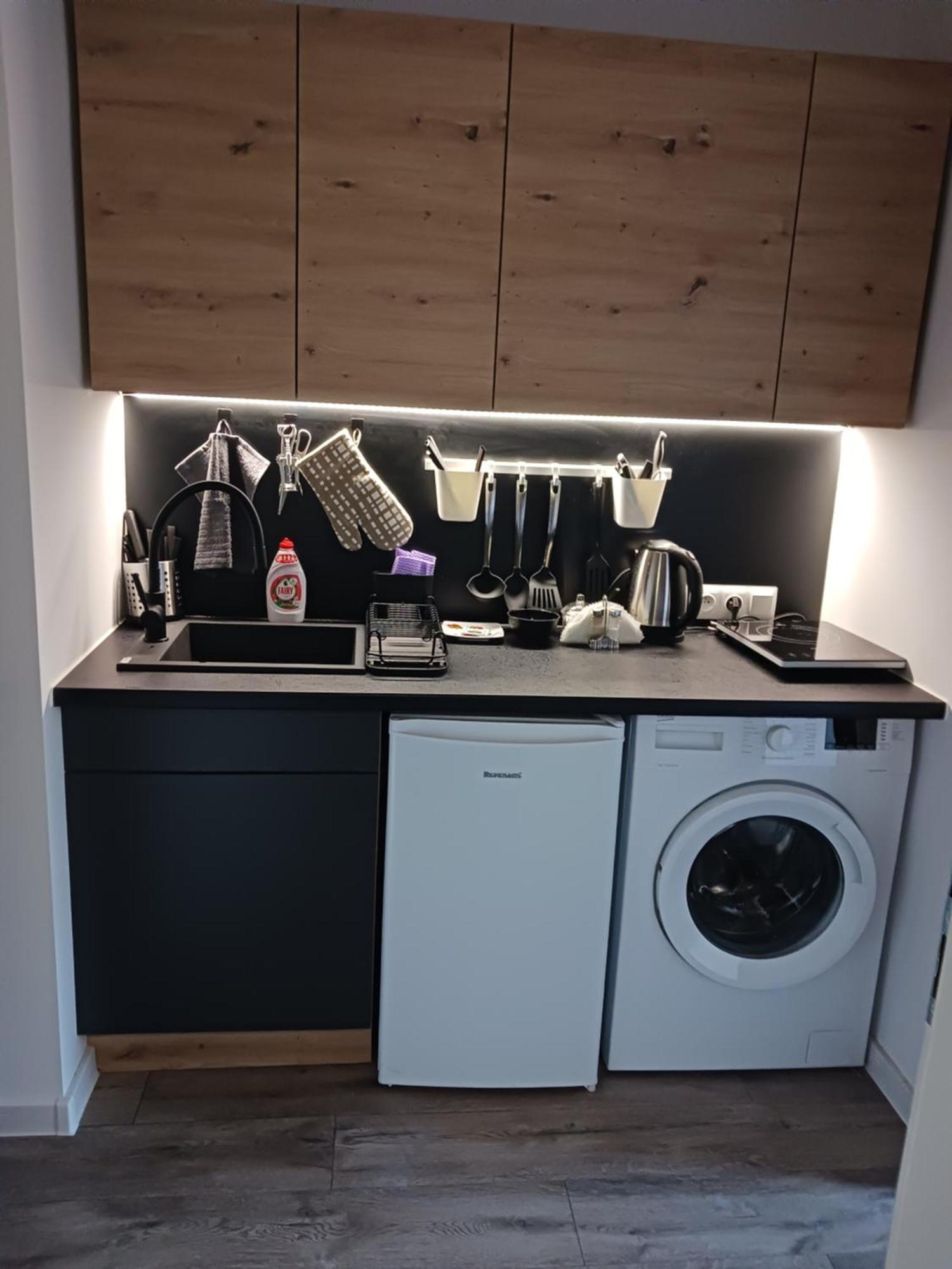 Apartamenty Marco 3 Przy Dworcu-Stare Miasto-Super Wi Fi Krakau Exterior foto