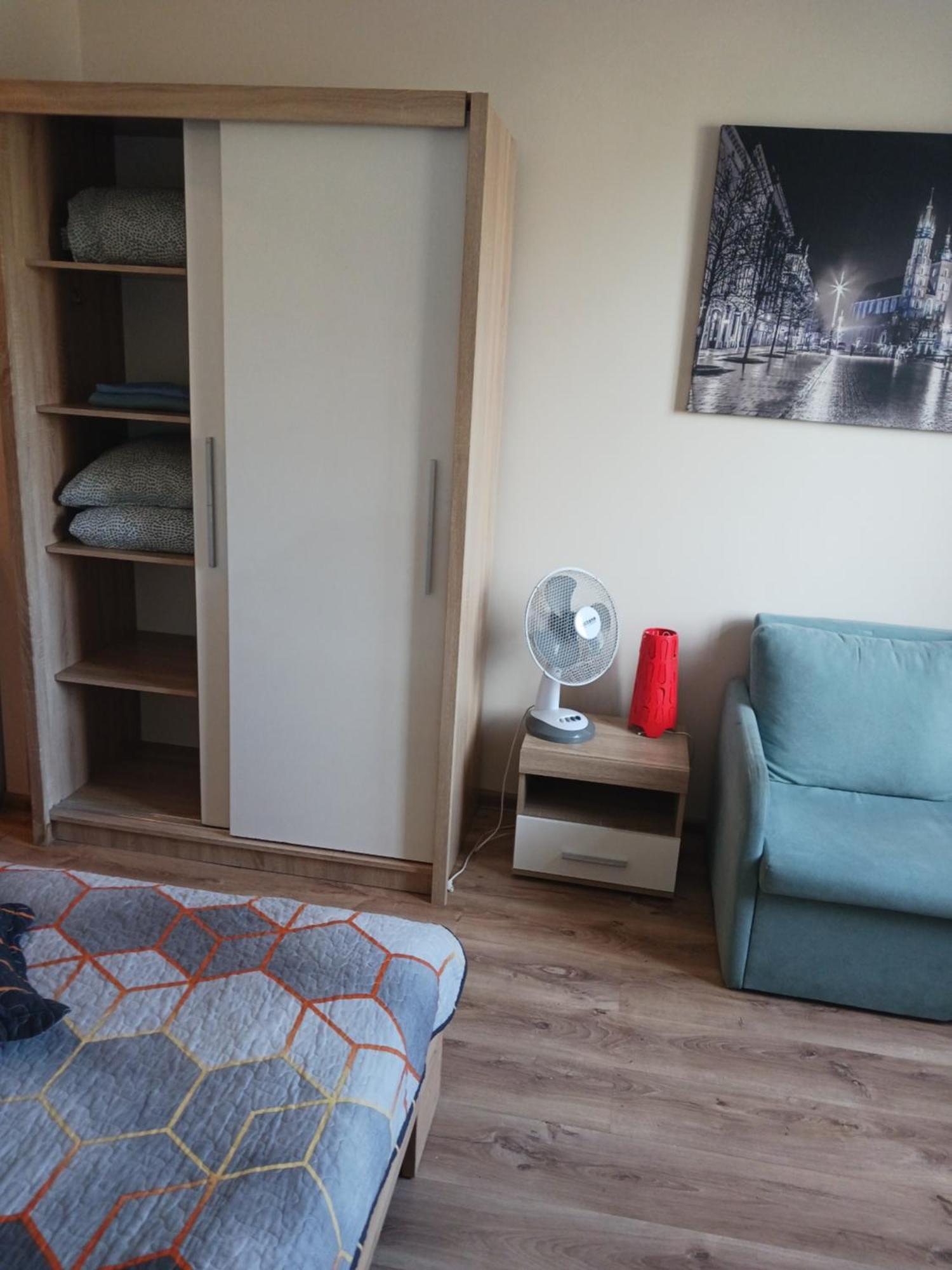 Apartamenty Marco 3 Przy Dworcu-Stare Miasto-Super Wi Fi Krakau Exterior foto