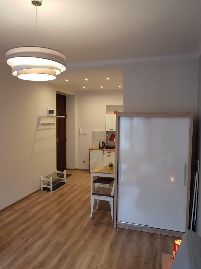 Apartamenty Marco 3 Przy Dworcu-Stare Miasto-Super Wi Fi Krakau Exterior foto